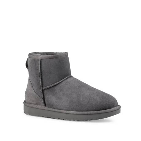 UGG  Classic Mini II