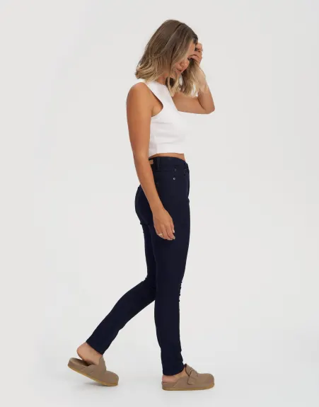 Yoga Jeans- Taille Classique Coupe Étroite