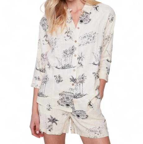 CHARLIE B - Tropical Print Elbow Sleeve Button Up Top