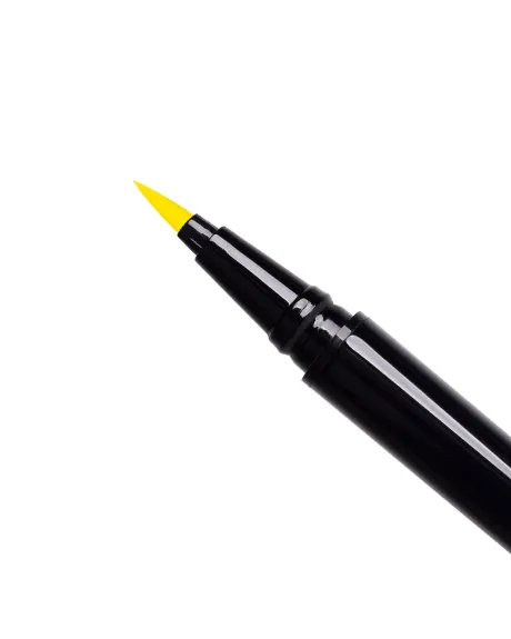 Toi Beauty - Your go-to liquid eyeliner - Yellow