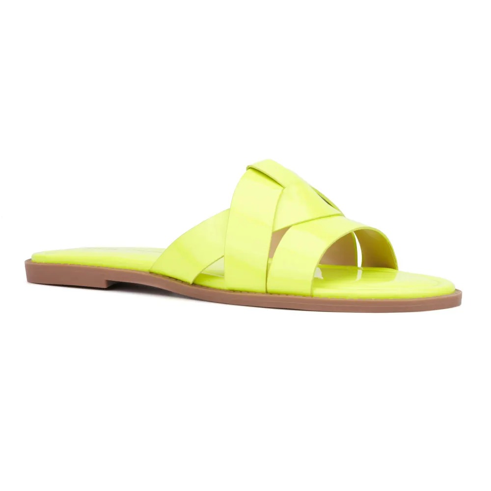 Fashion To Figure Women's Tiana Flat Sandal - WIDE WIDTH