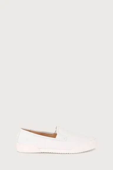 Frye Mia Slip On dans Chaussures/plates en Blanc