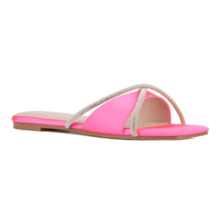 Fashion To Figure Women's Sylvie Flat Sandal - WIDE WIDTH