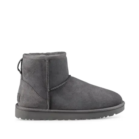 UGG Classic Mini II