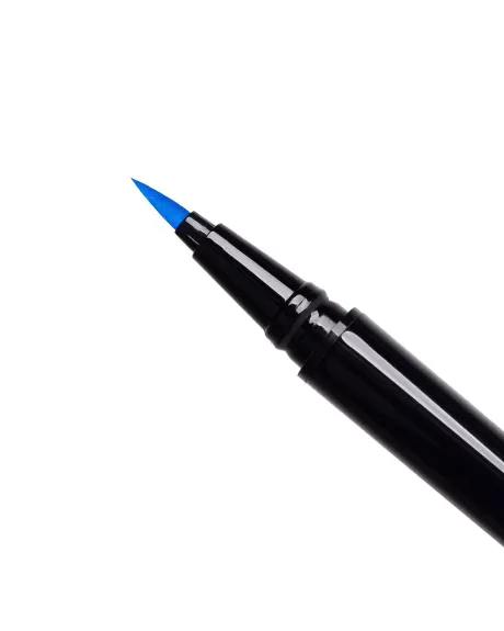 Toi Beauty - Your go-to liquid eyeliner - Sky