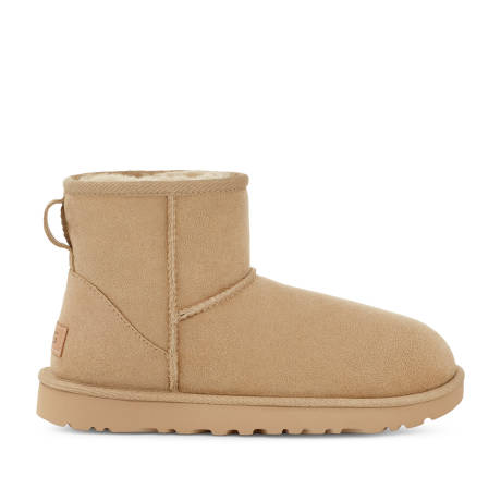 UGG  Classic Mini II