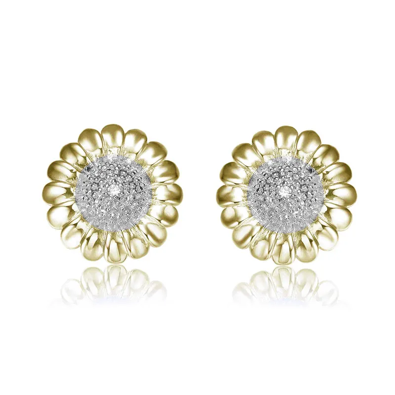 Genevive Sterling Silver with Clear Round Cubic Zirconia Stud Earrings