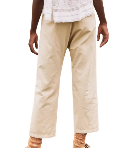 THE GREAT. PANTALON CHINO RANGER TEINT DANS LA MASSE