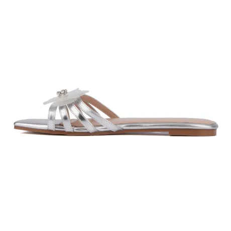 Fashion To Figure Women's Shayla Flat Sandal - WIDE WIDTH