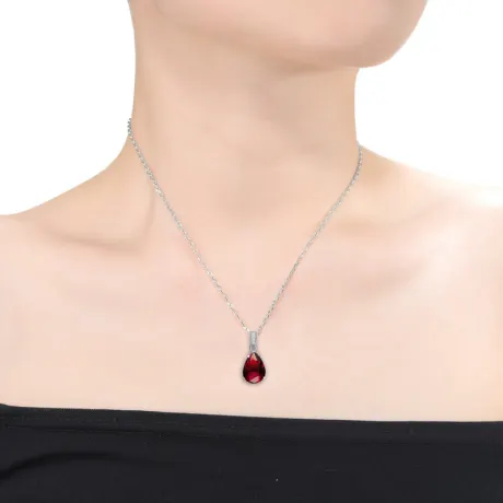 Genevive Collier avec pendentif en forme de poire en argent sterling plaqué or blanc avec oxyde de zirconium coloré