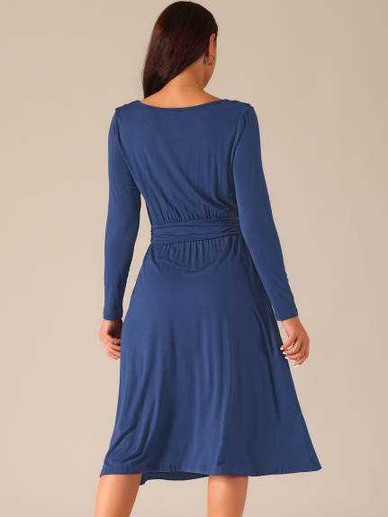 INSPIRE CHIC - Long Sleeve Crewneck Midi Dress with Pockets