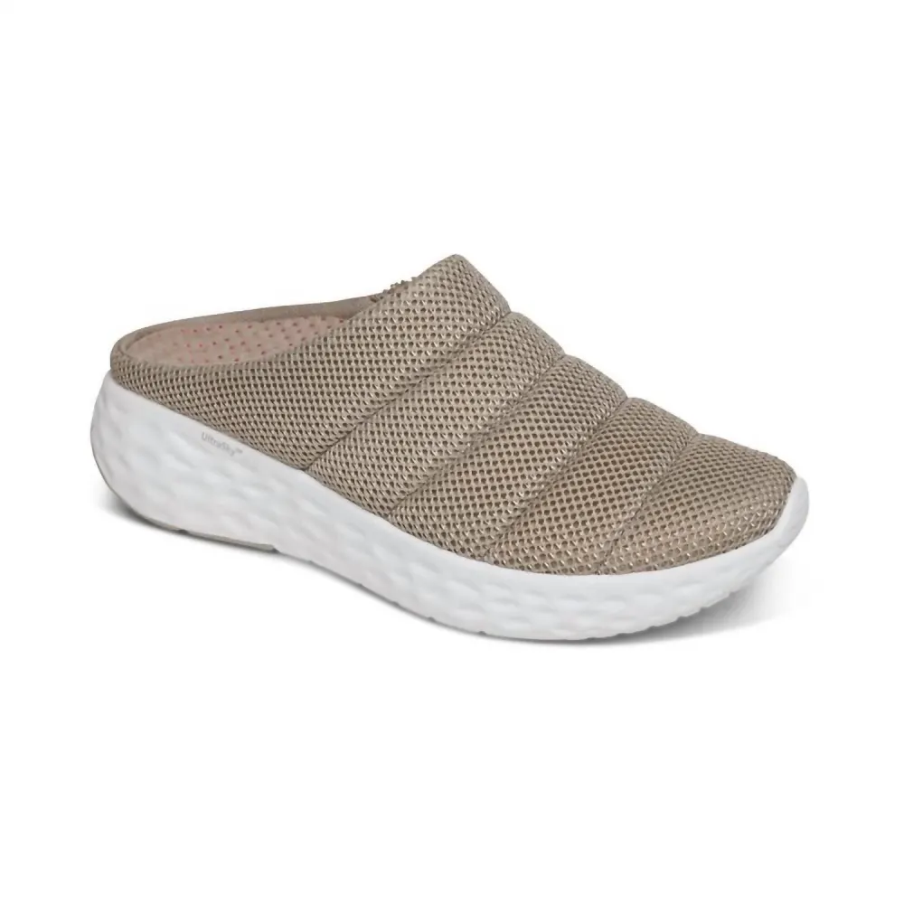 Aetrex - Women's Harley Slip-On Sneakers