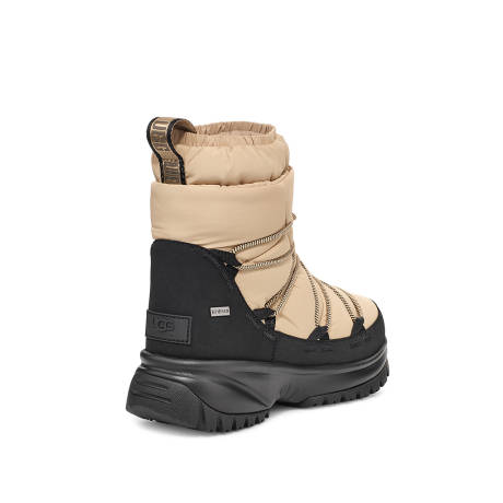 Ugg Yose Puffer Mid