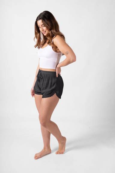 Koy Resort MIAMI LUXE SIDE SLIT SHORTS