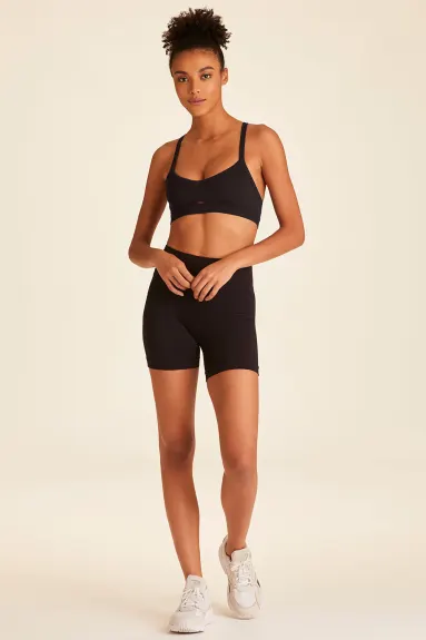 Alala  - Barre Seamless Short