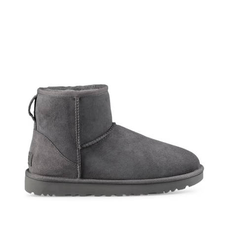 UGG  Classic Mini II