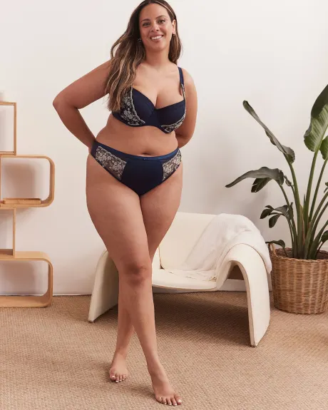 Culotte tanga en microfibre avec dentelle brodée et mesh - Déesse Collection