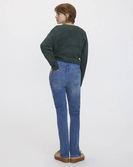 Straight-Leg Mid-Rise Jean - The Comfort