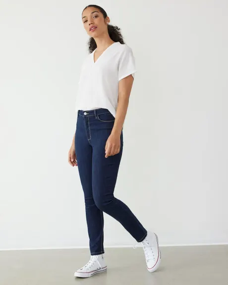 Skinny-Leg High-Rise Jean - The Signature (R)