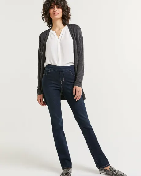 Straight Leg Jeans - The Comfort