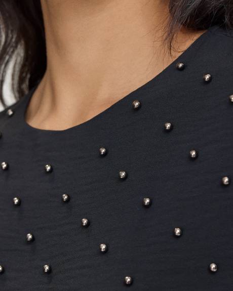 Short-Sleeve Crew-Neck Loose Blouse with Pearls