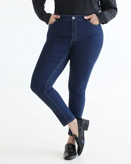 Skinny-Leg High-Rise Jean - The Signature (R)