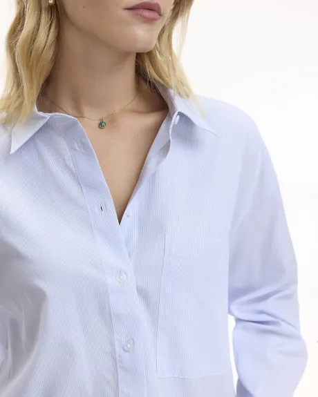 Blouse boutonnée à manches longues avec poche à la poitrine