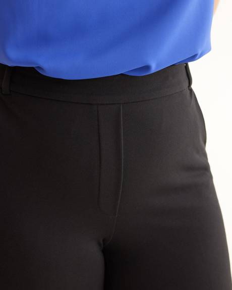 Straight-Leg High-Rise Pants - The Modern Stretch (R)