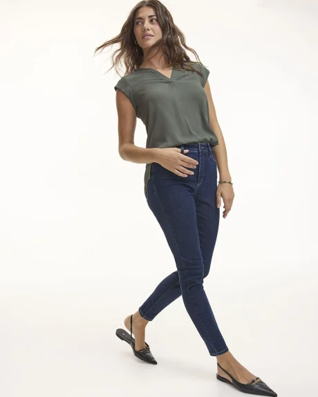 Skinny-Leg High-Rise Jean - The Signature (R) - Petite