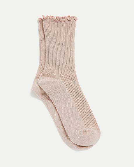 Textured-Knit Crew Socks with Ruffled Hems