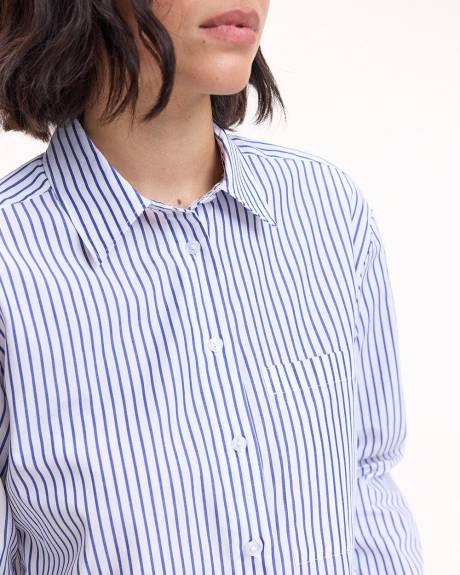 Blouse boutonnée à manches longues avec poche à la poitrine