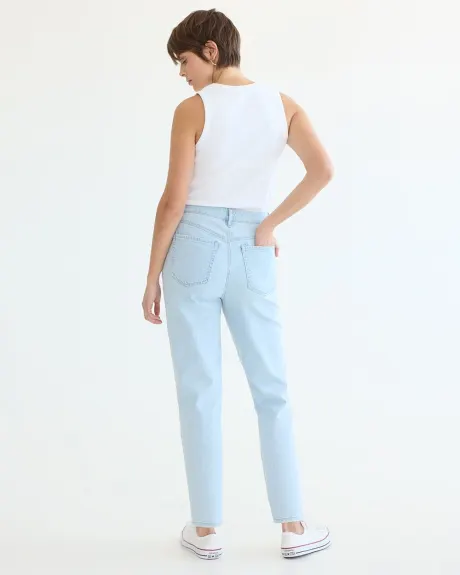 Jean à jambe fuselée et taille haute - Le Mom Jeans