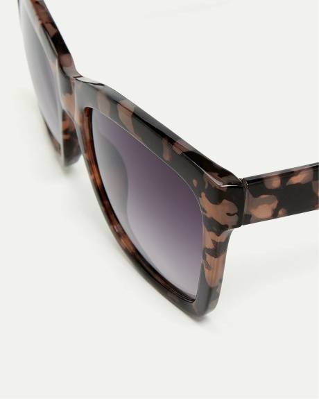 Tortoise Rectangular Sunglasses