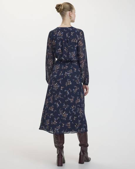 Robe midi à manches longues et col V