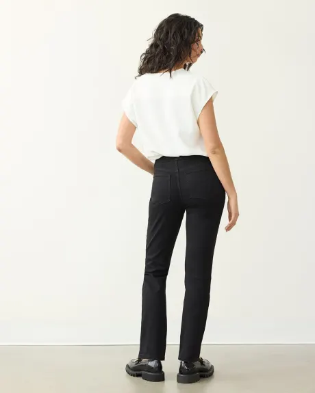 Straight-Leg Mid-Rise Jean - The Comfort - Petite