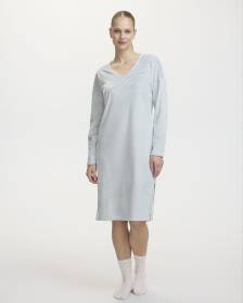 Long-Sleeve Velvet Nightie - R Line