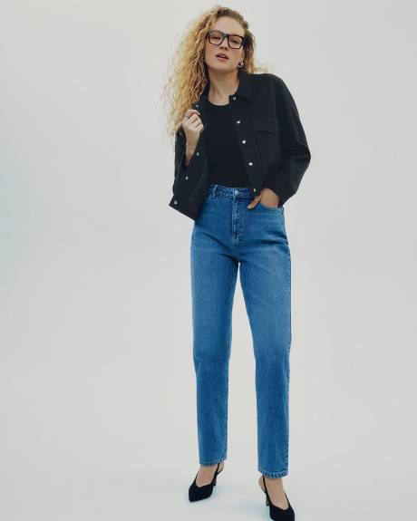 Jean à jambe fuselée et taille haute - Le Mom Jeans