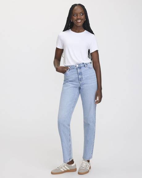 Jean à jambe fuselée et taille haute - Le Mom Jeans