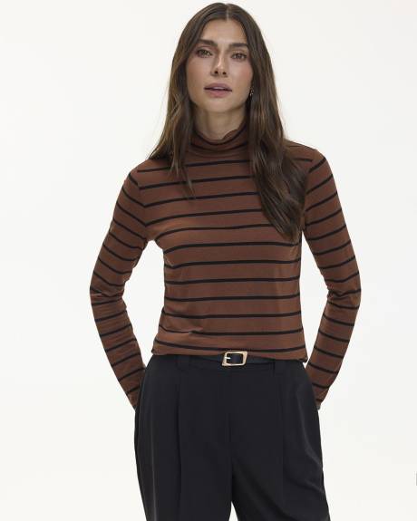 Long-Sleeve Turtleneck Tee - R Essentials