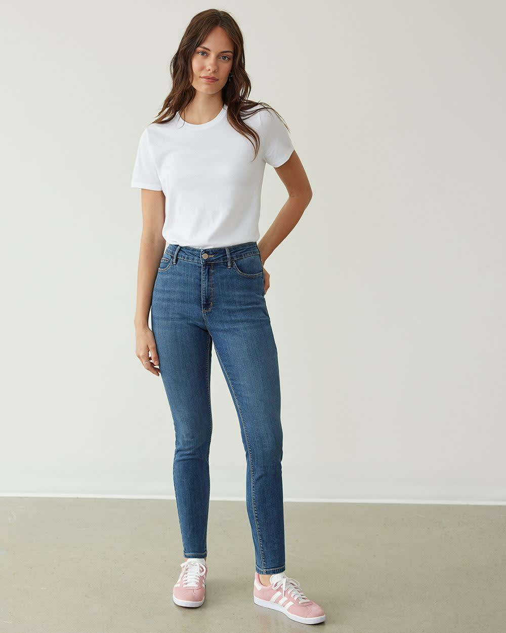 Skinny-Leg High-Rise Jean - The Signature (R) - Petite