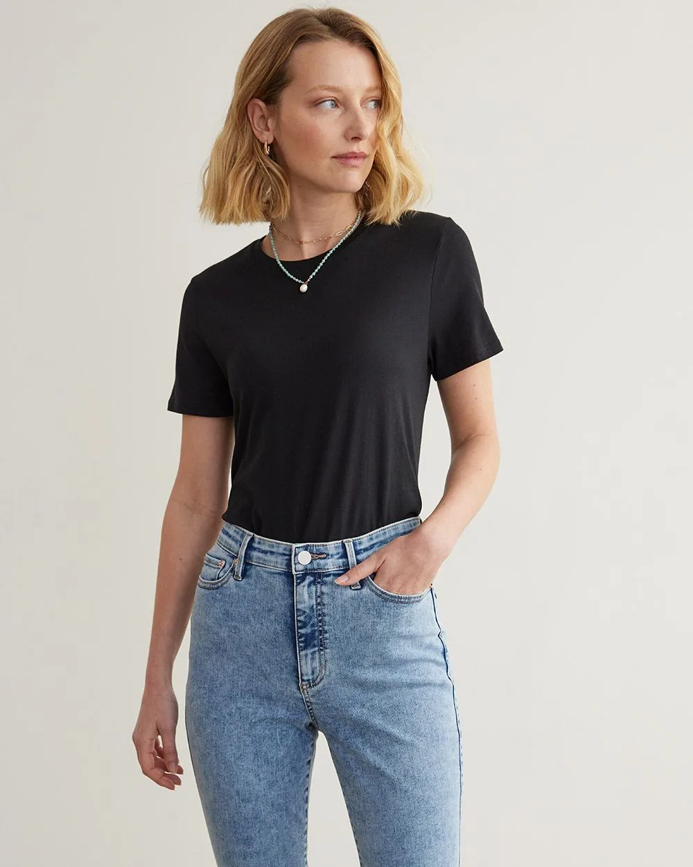 Short-Sleeve Crew-Neck Tee, R Essentials