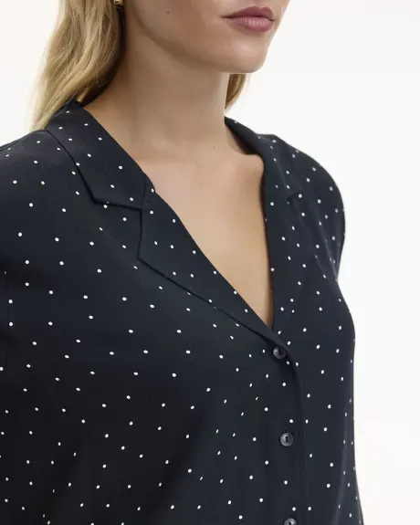 Short-Sleeve Buttoned-Down Blouse with Camp Collar