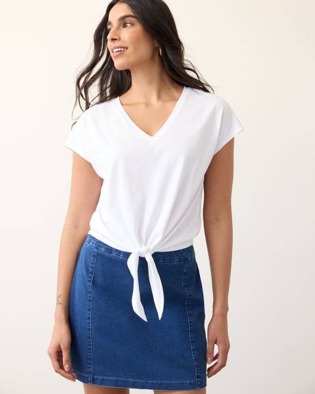 Extended-Sleeve Tee with Tie at Waist