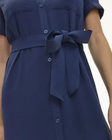 Short-Sleeve Buttoned-Down Shift Dress