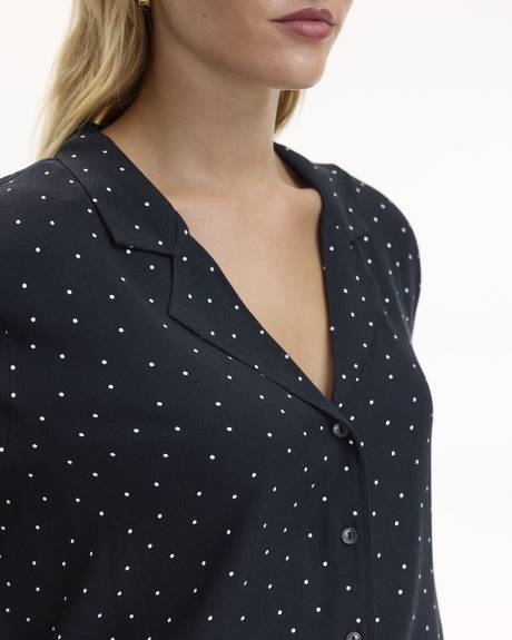 Short-Sleeve Buttoned-Down Blouse with Shirt Collar