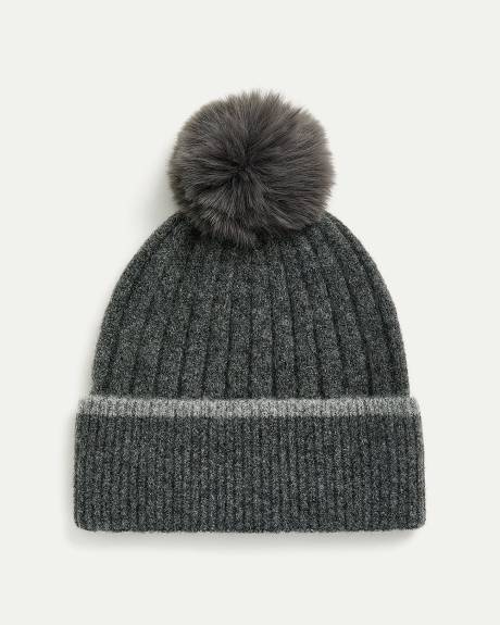 Ribbed Beanie with Pompom