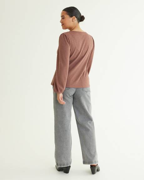 Long-Sleeve V-Neck Top with Buttoned Placket