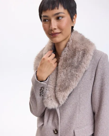 Manteau long avec col en fausse fourrure