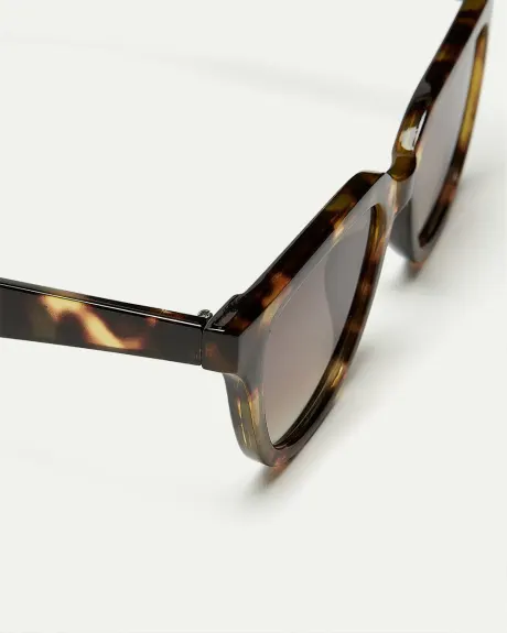 Rounded Tortoise Sunglasses