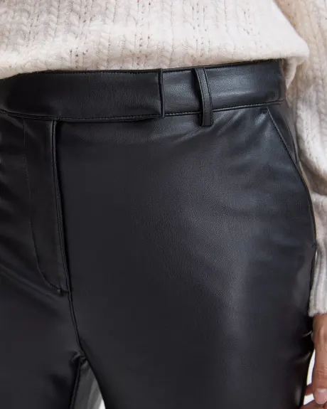 Pantalon à taille haute et jambe droite en faux cuir